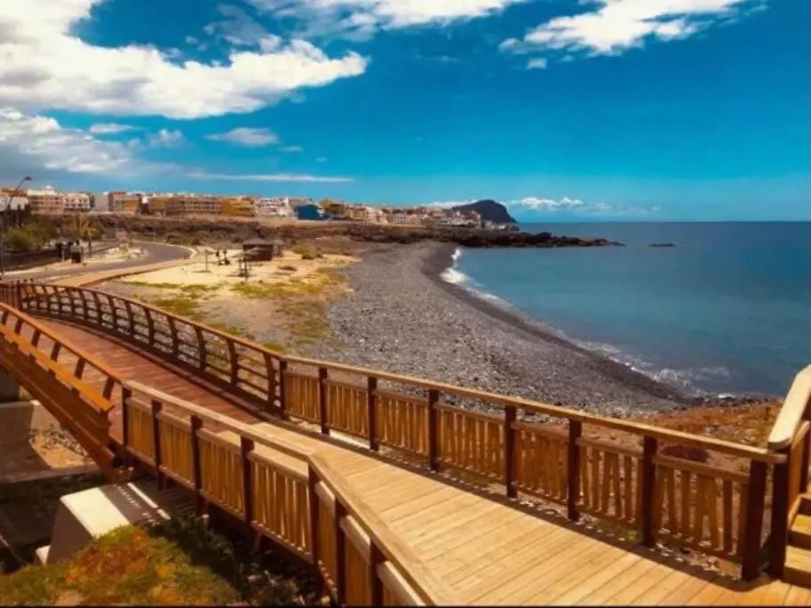 *Vista Bella* Apartment Los Abrigos Spain